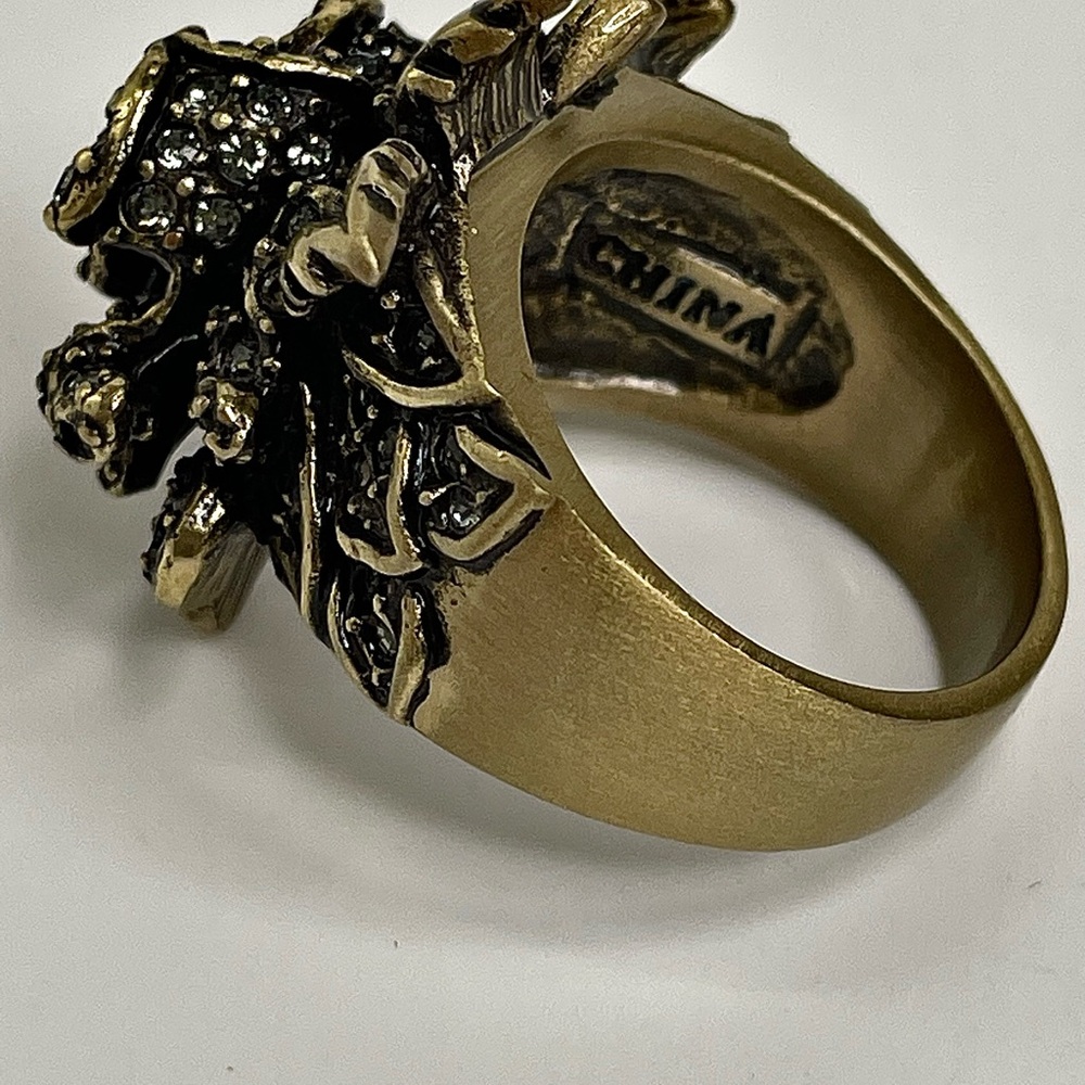 Heidi Daus Crystal Rose Ring Gold Tone Antiqued Black Finish Floral - Size 8.5 - Picture 6 of 12